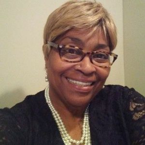 Meet your Posher, Jacqueline